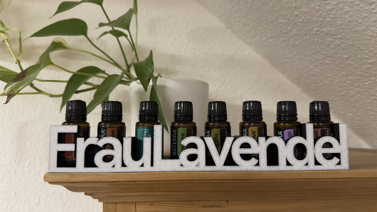 Aromaölhalter Frau Lavendel